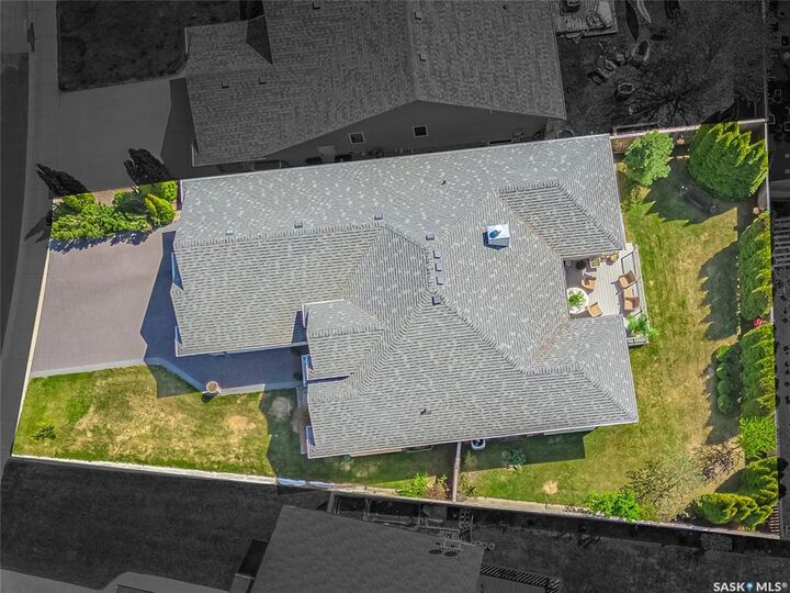 Property Photo:  142 Assaly Street  SK S7T 0E4 
