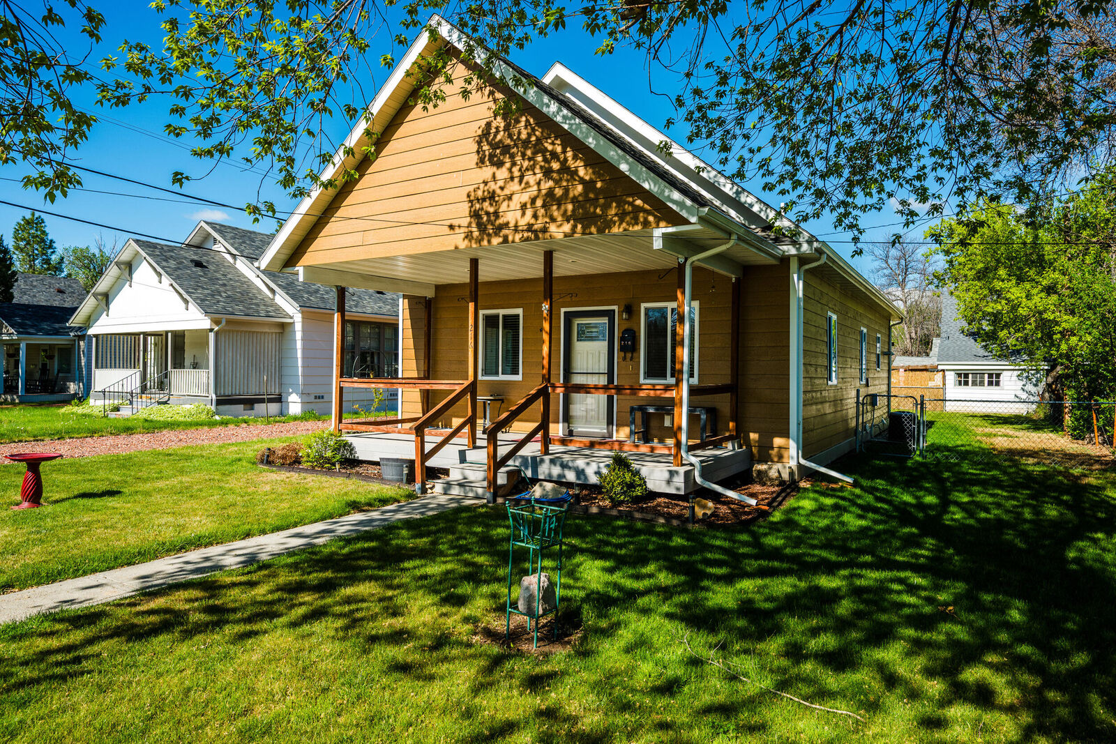 Property Photo:  216 S Linden Avenue  WY 82801 