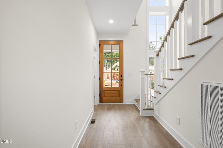 Property Photo: 708 Grayhaven Place NC 27606