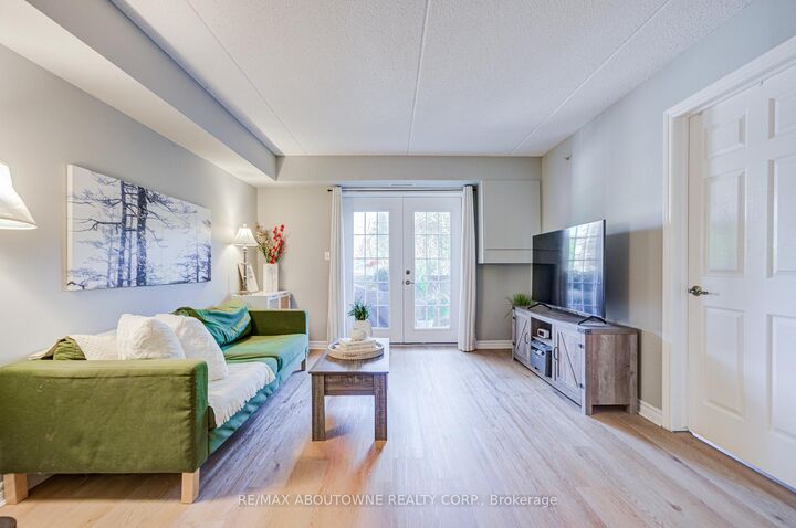 Property Photo: 1470 Bishops Gate 104 ON L6M 4N2