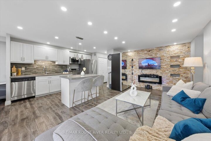 90 Ling Road 907 — photo 1
