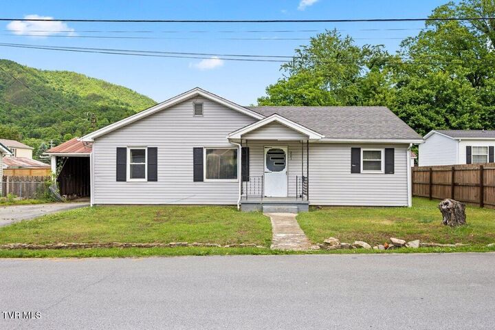 Property Photo:  201 Melrose Street  TN 37658 