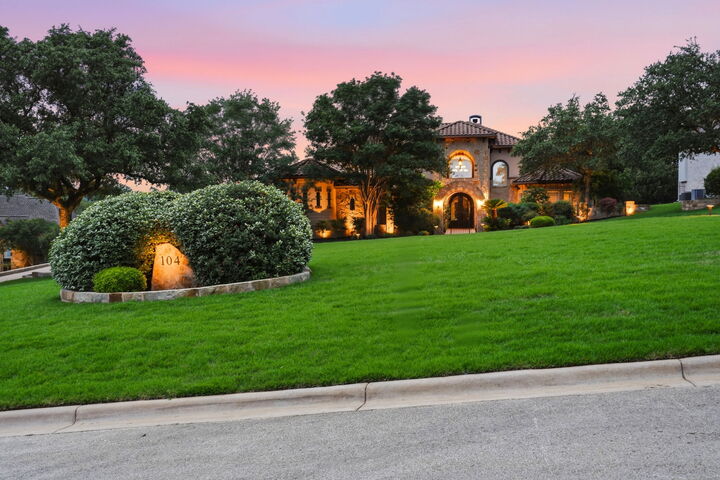 Property Photo:  104 Kollmeyer Circle  TX 78734 
