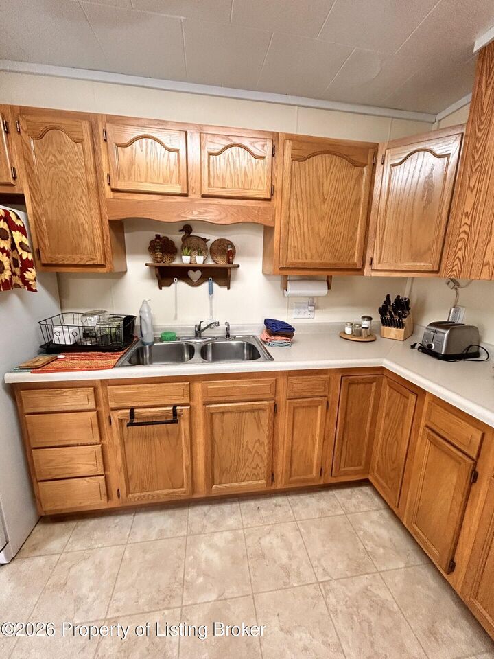 Property Photo:  507 2nd Street NW  ND 58623 
