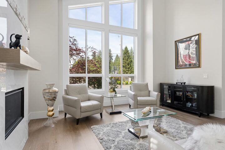 Property Photo: 20140 44 Avenue BC V3A 3E4