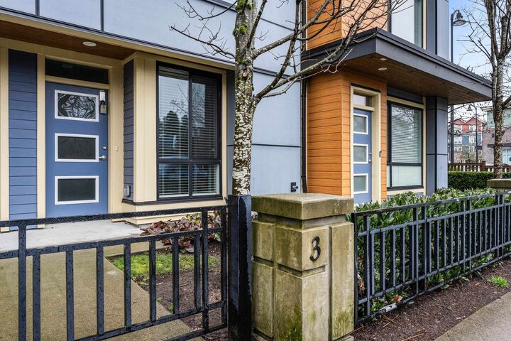Property Photo: 45615 Tamihi Way 3 BC V2R 0X4