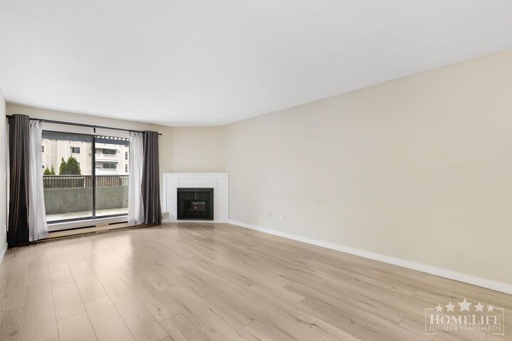 Property Photo:  9682 134 Street 118  BC V3T 5L6 