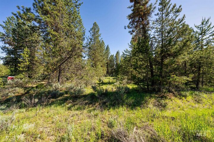 Property Photo:  110 Fawnlilly  ID 83638 