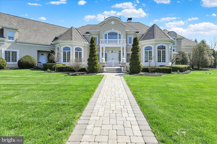 Property Photo:  1000 Bluestone Drive  PA 17543 