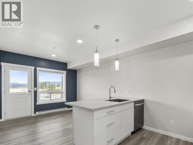 Property Photo: 305-420 Range Road YT Y1A 0H1