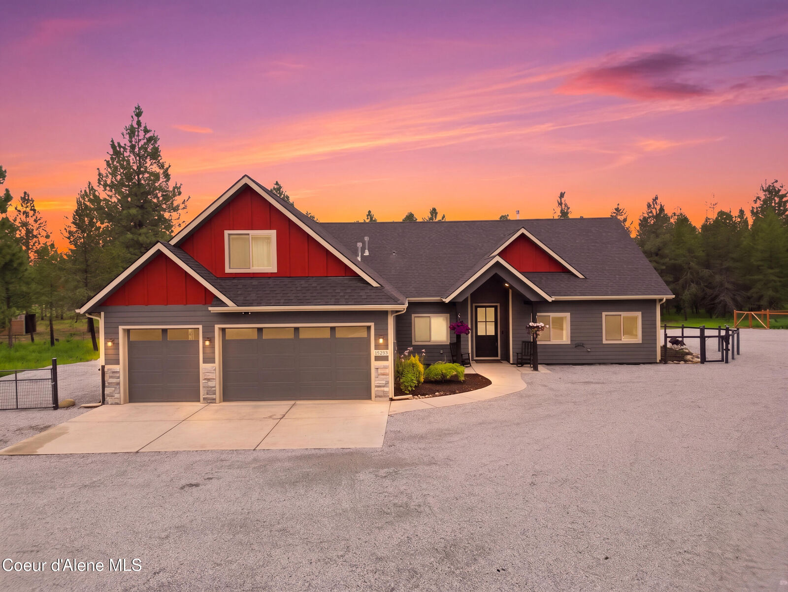 Property Photo:  32220 N Sheep Springs Rd  ID 83801 