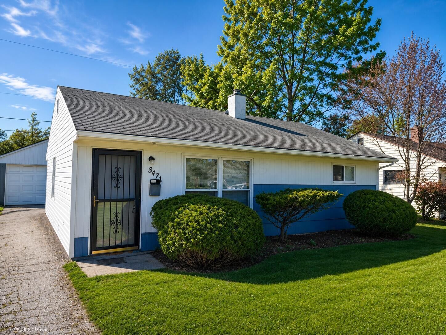 Property Photo: 3471 Ontario Street OH 43224