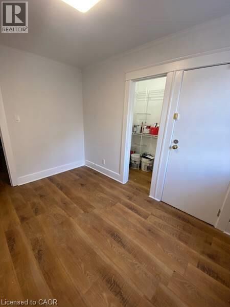 Property Photo:  432 Queen Street South D  ON N2G 1W7 