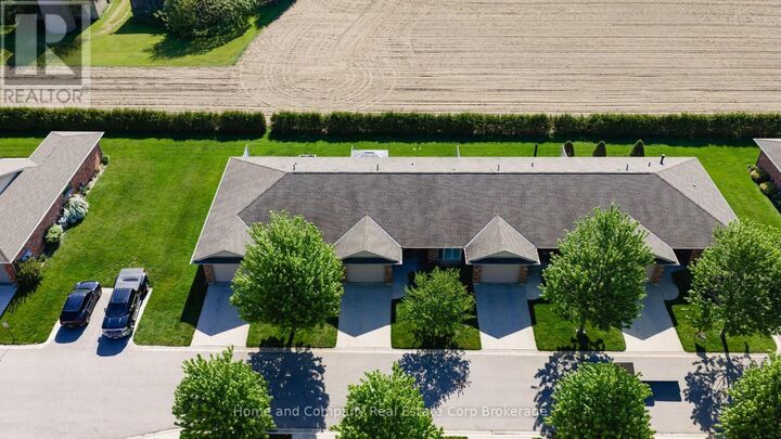 11 Bayfield Mews Lane — photo 1
