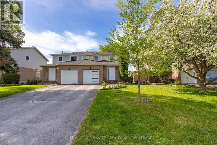 Property Photo:  35 Rose Abbey Drive  ON K7K 6W1 