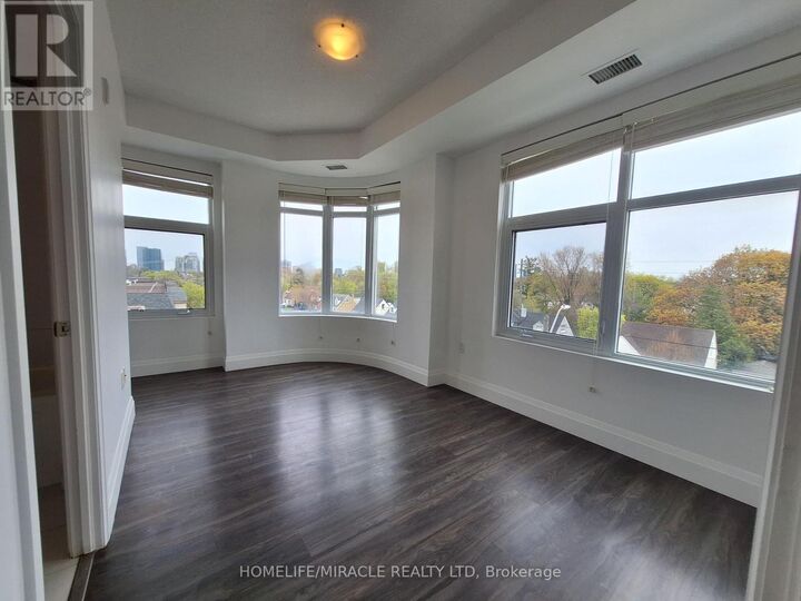 Property Photo: 222 Finch Avenue West 412 ON M2R 1M6