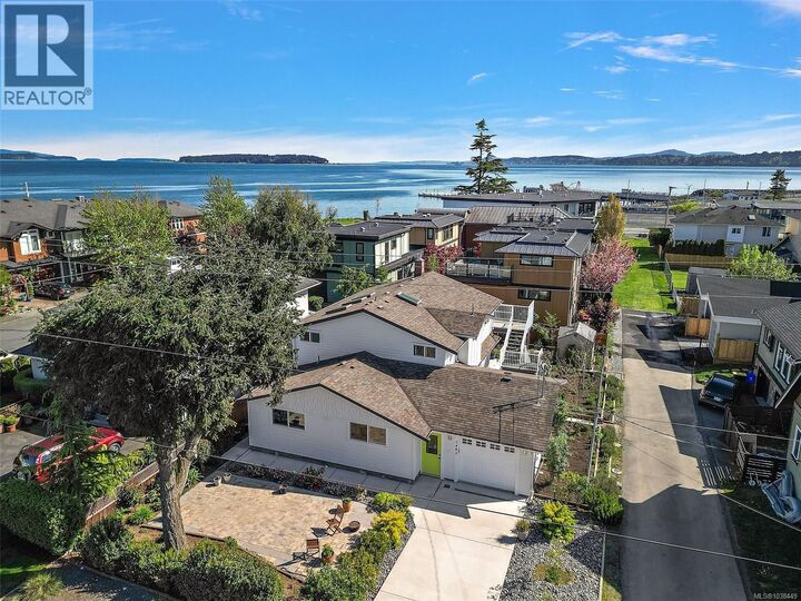 Property Photo:  2485 Orchard Avenue  BC V8L 1V4 