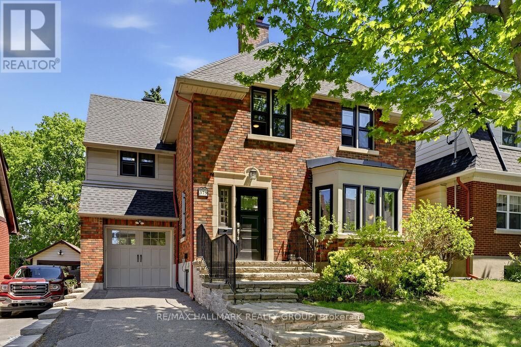 Property Photo: 379 Hamilton Avenue South ON K1Y 1C8
