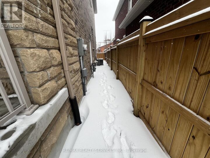 Property Photo: 7 Glengowan Street Basement ON L1R 0K8