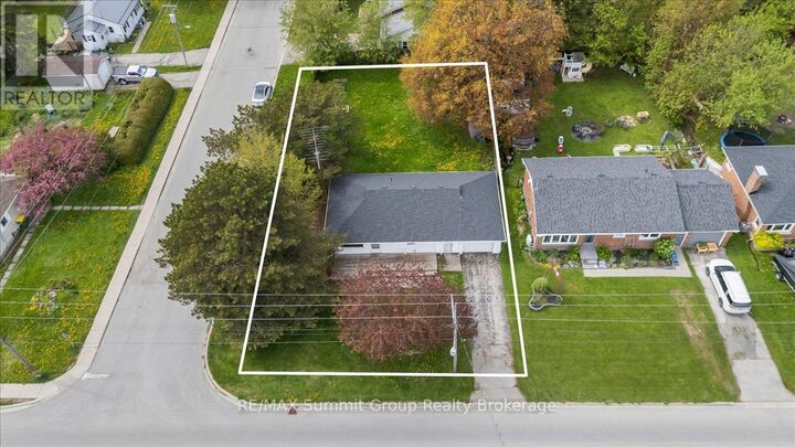 Property Photo: 162 Main Street East ON N0C 1H0