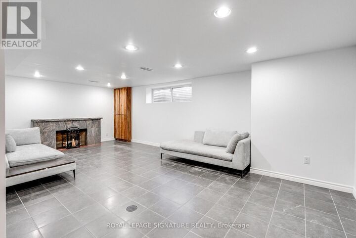Property Photo: 173 Rathburn Road Lower ON M9B 2L2
