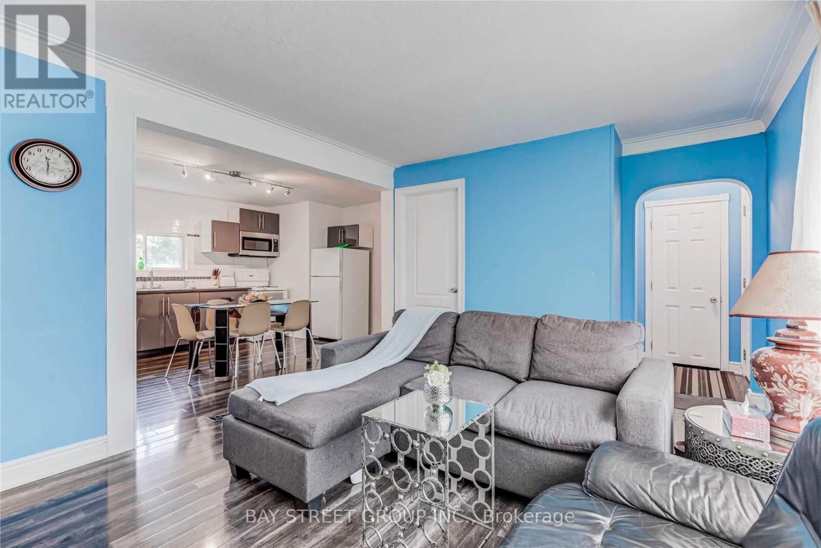Property Photo: 378 Drewry Avenue ON M2R 2K4