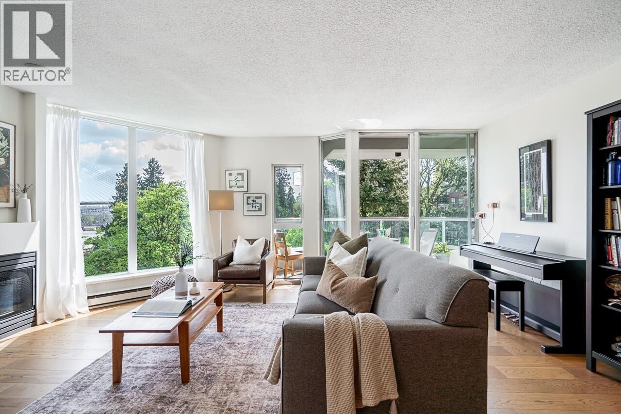 Property Photo: 69 Jamieson Court 706 BC V3L 5R3