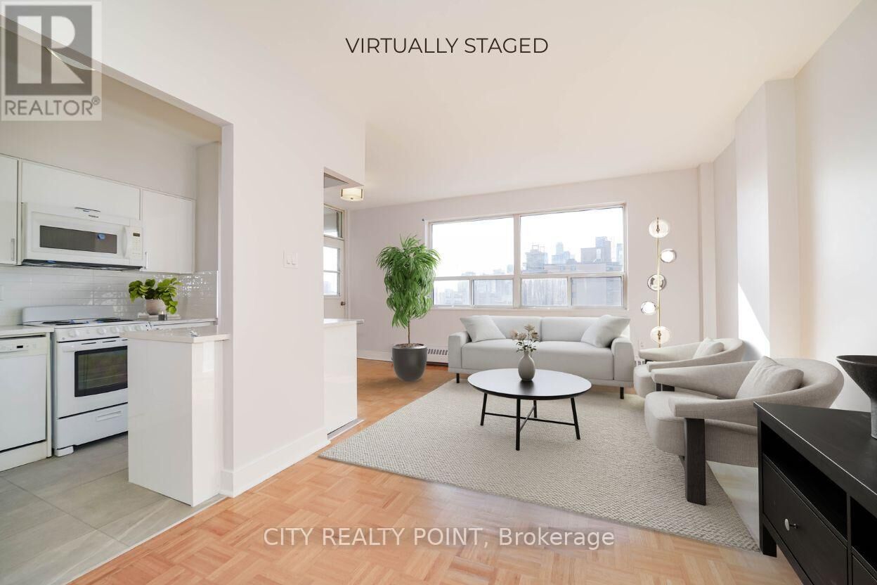 Property Photo:  490 Eglinton Avenue East 802  ON M4P 1M4 