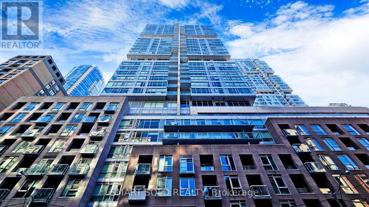 Property Photo: 199 Richmond Street West 1407 ON M5V 0H4