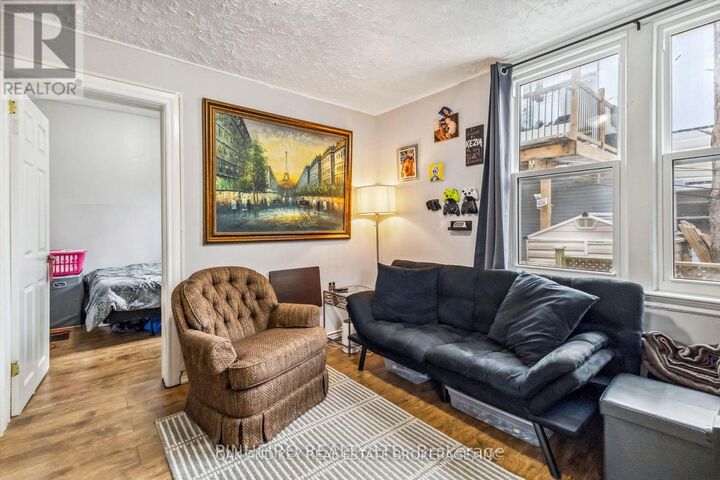 Property Photo:  66 Cliftonvale Avenue Rear Unit  ON N6J 1J8 