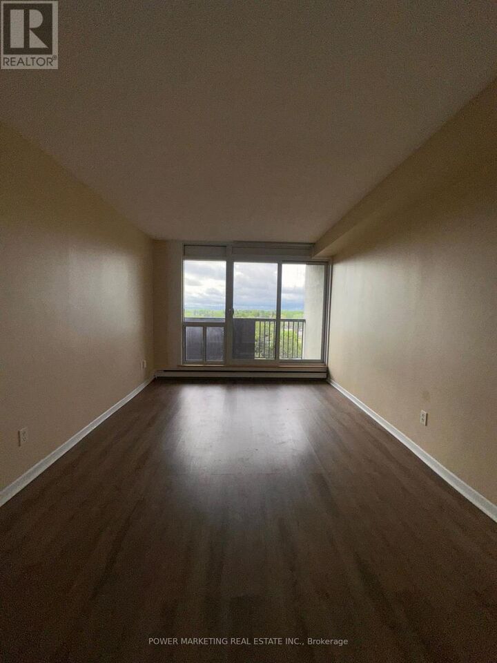 Property Photo:  900 Dynes Road 807  ON K2C 3L6 