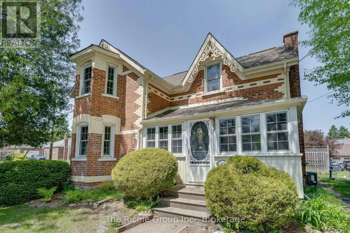 Property Photo:  15 Emma Street  ON L7C 1K5 
