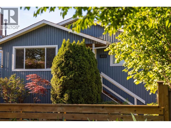 Property Photo:  3172 East 2nd Avenue  BC V5M 1G1 
