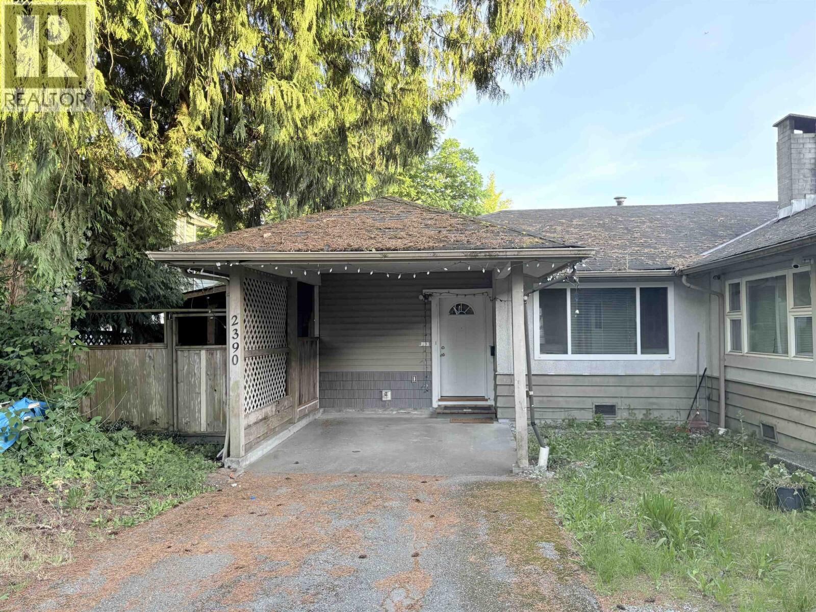 Property Photo:  2390 Kitchener Avenue  BC V3B 2A9 