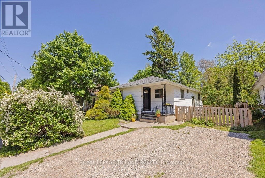 Property Photo:  184 Mary Street  ON N0L 1J0 