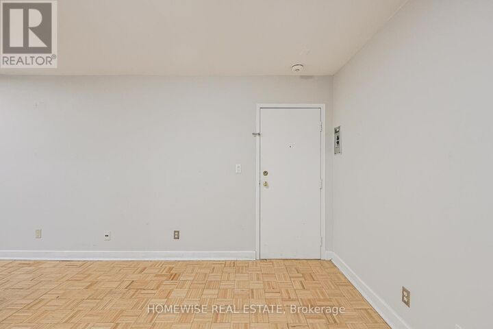 Property Photo:  33 Maitland Street 106  ON M4Y 1C8 