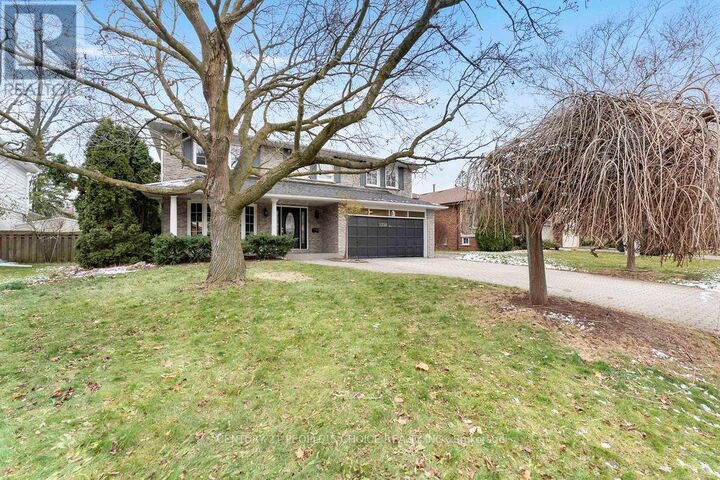Property Photo: 2250 Kenbard Road West ON L5B 2E8