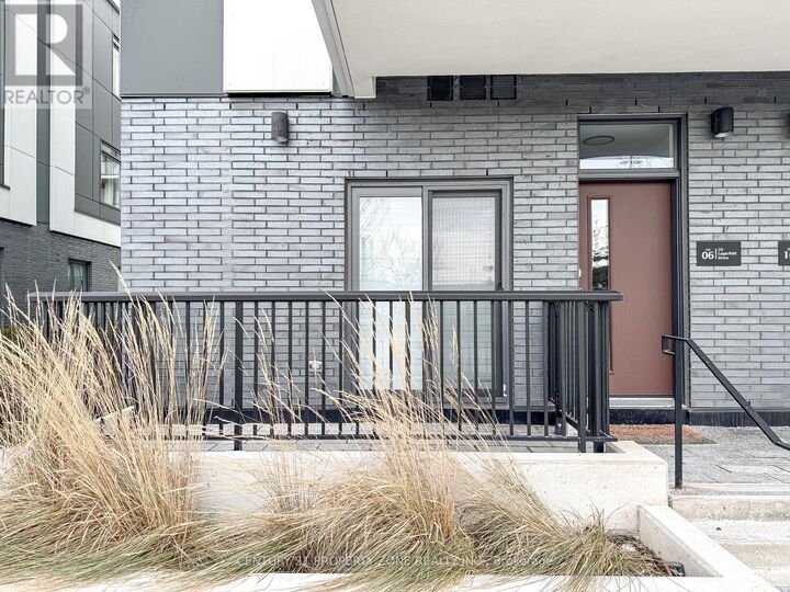 Photo de la propriété: 20 Lagerfeld Drive 06 ON L7A 5L4