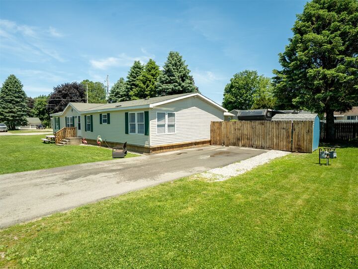 Property Photo:  2301 Border Drive  PA 16506 