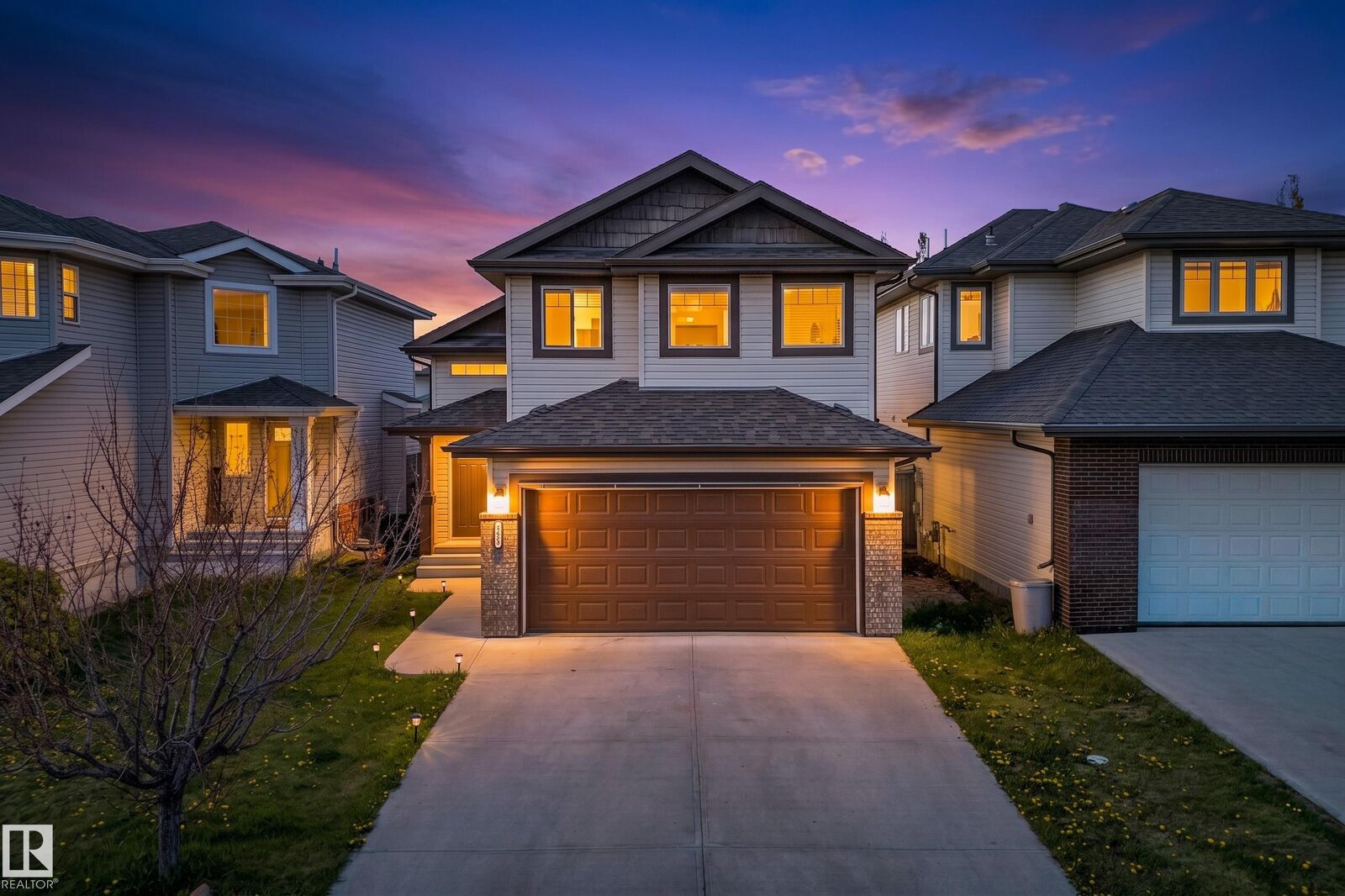 Property Photo: 100 Napoleon Crescent AB T8N 3L8