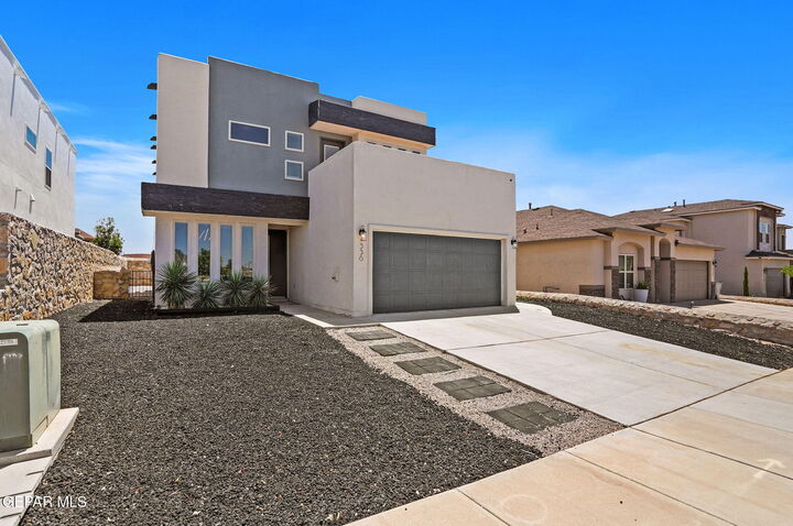 Property Photo: 336 Bellwoode Avenue TX 79932