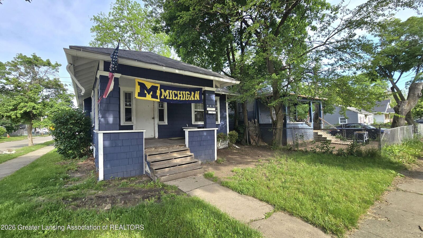 Property Photo: 942 Dakin Street MI 48912
