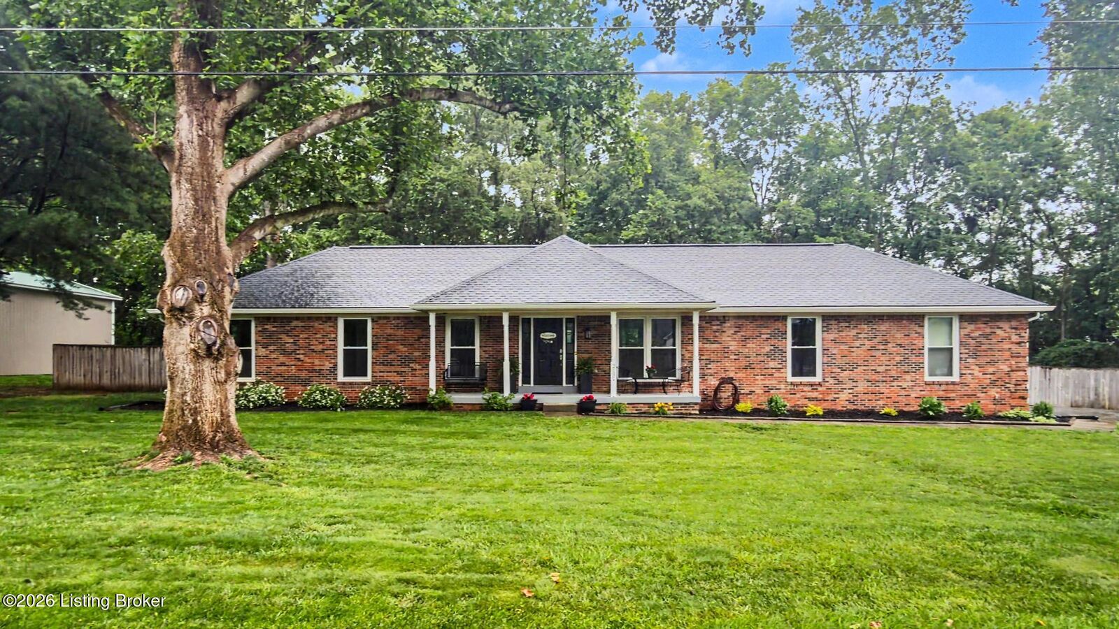 Property Photo:  2132 Crystal Dr  KY 40031 