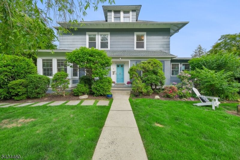 Property Photo:  4 Kermit Rd  NJ 07040 