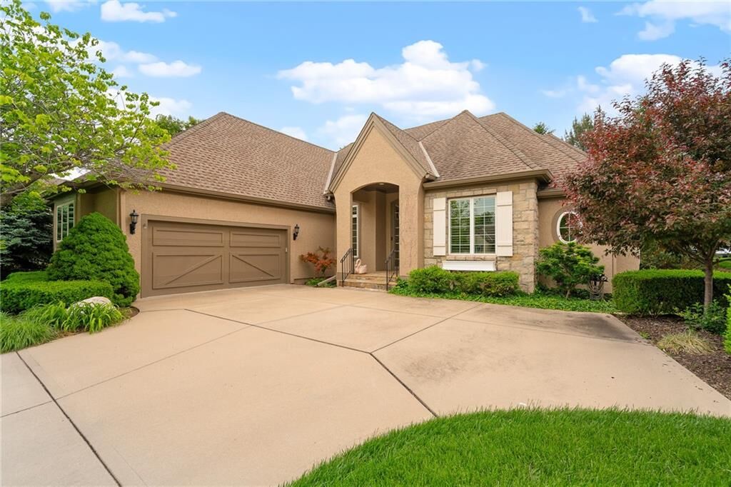 Property Photo:  5405 W 141 Terrace  KS 66224 