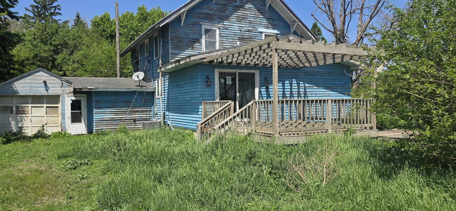 Property Photo:  4865 320th Avenue  IA 51366 