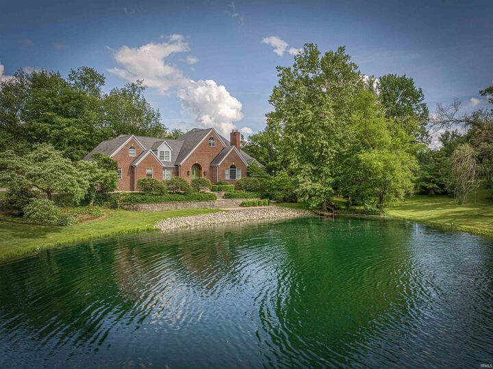 Property Photo: 6288 Woodsboro Road IN 47630