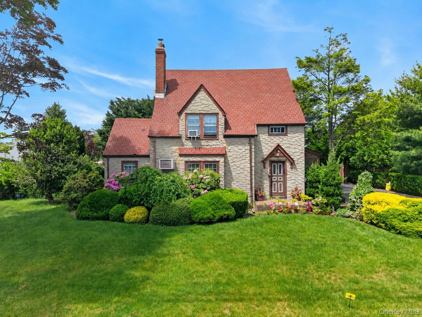 Property Photo: 66 Walter Avenue NY 11801