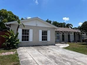 Property Photo: 131 San Blas Avenue FL 34743