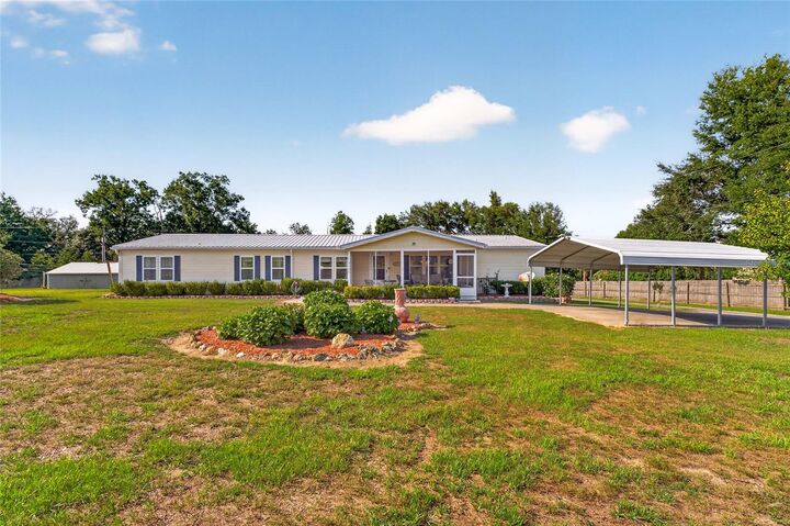 Property Photo:  9706 US Highway 301  FL 33525 